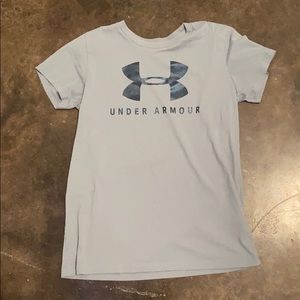 Under armour t shirt